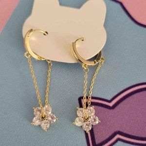 Flower earring